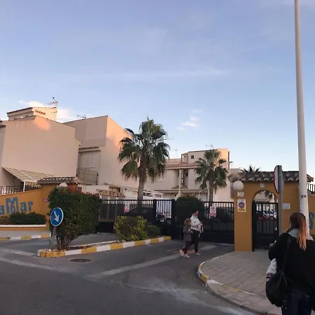Adosado Nuevo Con Piscina Ferienhaus