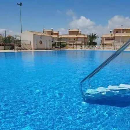 Adosado Nuevo Con Piscina Gran Alacant
