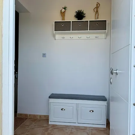 Adosado Nuevo Con Piscina